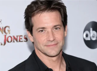Aaron Lohr: A Complete Guide to Disney Roles, Rent, Acting Career, Marriage to Idina Menzel, and Current Work Aaron Lohr